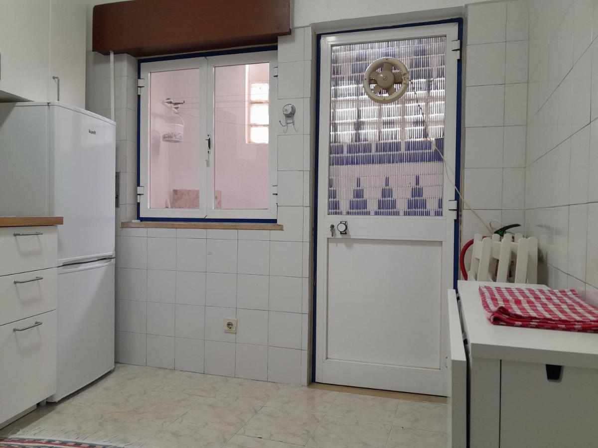 Apartamento No Centro Historico De セトゥーバル エクステリア 写真